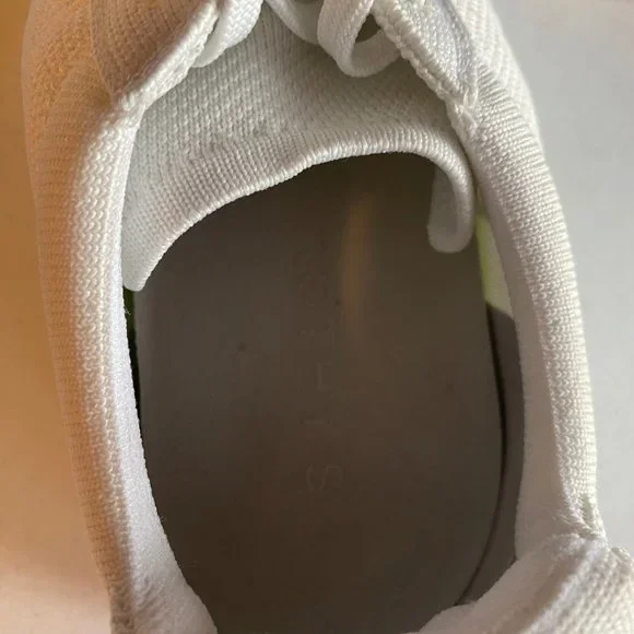 Rothy's RS01 The Sneaker Bright White NWOB Men's sz 10 - Picture 8 of 11